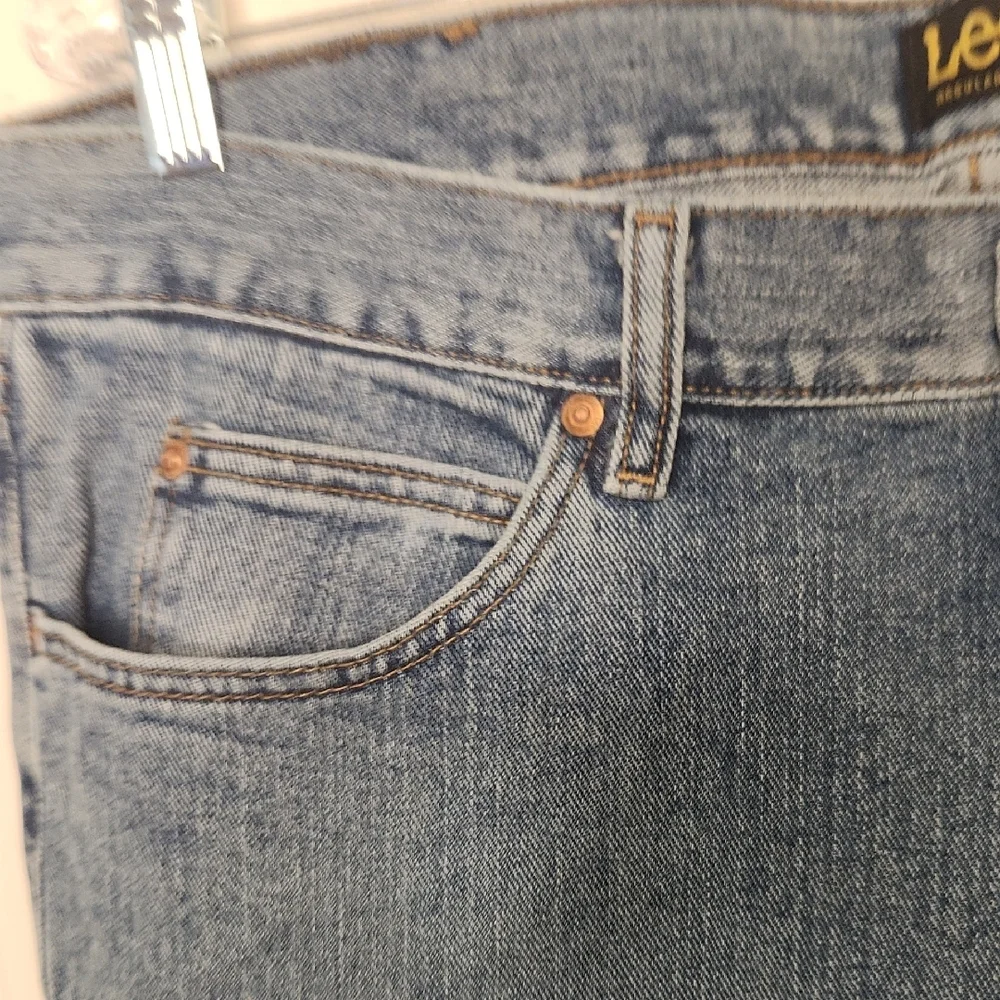 NWT Lee Men's Straight Leg Opening Regular Fit Medium Wash Blue Jeans Size 38x32